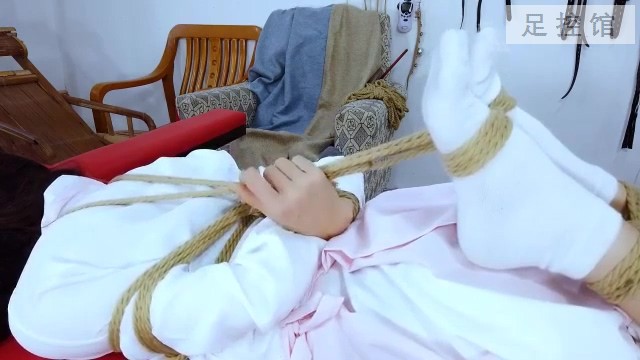 汉服.mp4_20220214_152910.373.jpg