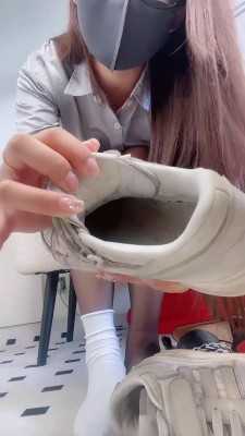 084459wcx1qqxcgxuuouu5.jpg