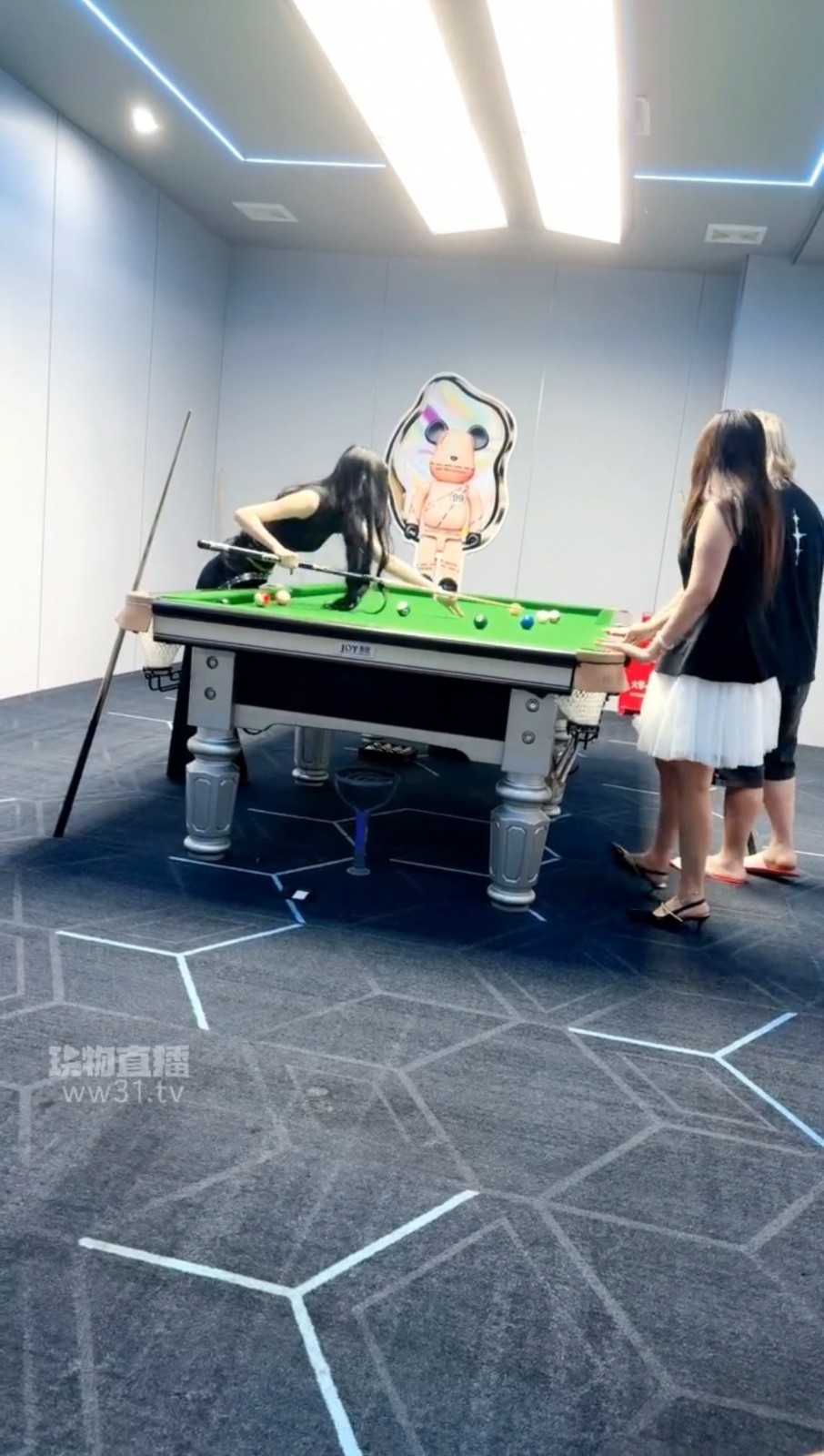 Screenshot_20260413_085809_com.huawei.himovie_edit_1014822151540978.jpg